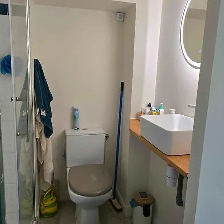Charming Near Center Train Station * Nimes
