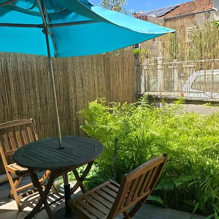 Charming Near Center Train Station Apartamento *